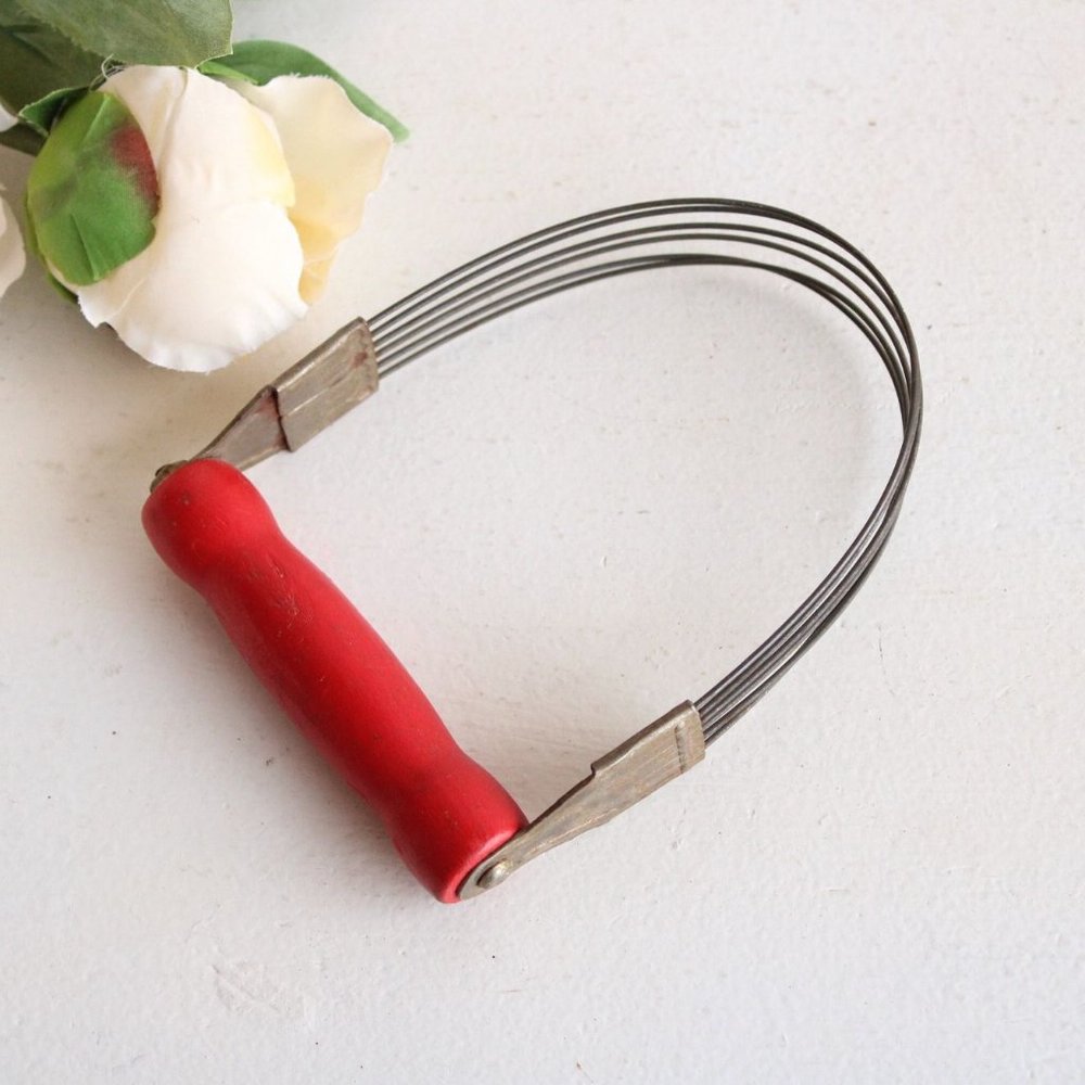 Vintage 1950s Pastry Dough Blender, Androck Manual Beater Red Wood and Stainless